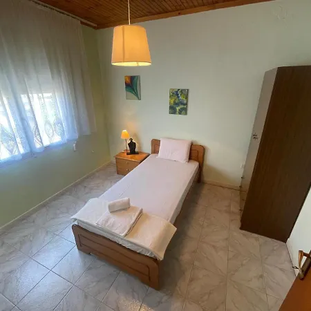 Hοme4u Holiday home Nea Kallikrateia
