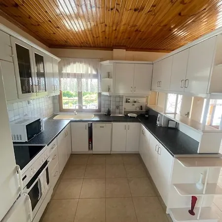 Hοme4u Holiday home Nea Kallikrateia
